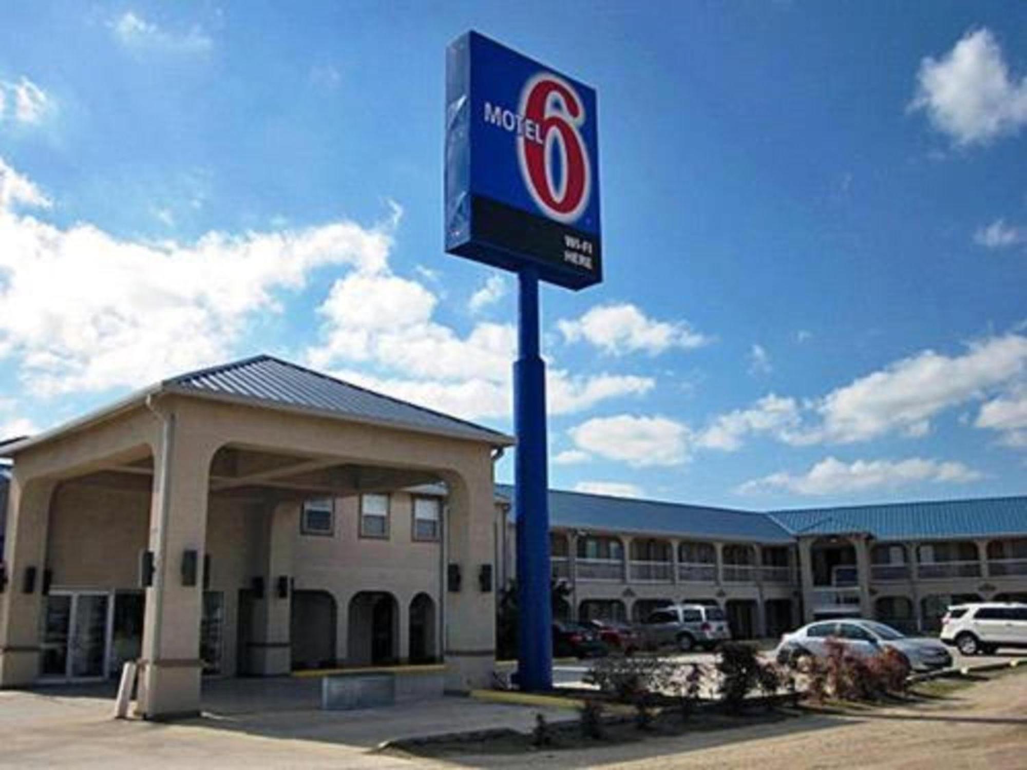 Motel 6 Seguin Tx Экстерьер фото